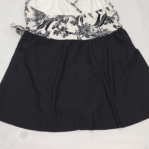 Apt 9 Black White Floral Halter Wrap Front One Piece Swimsuit Dress XL - Picture 13 of 15
